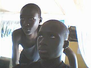 devant nouha , derriere serigne